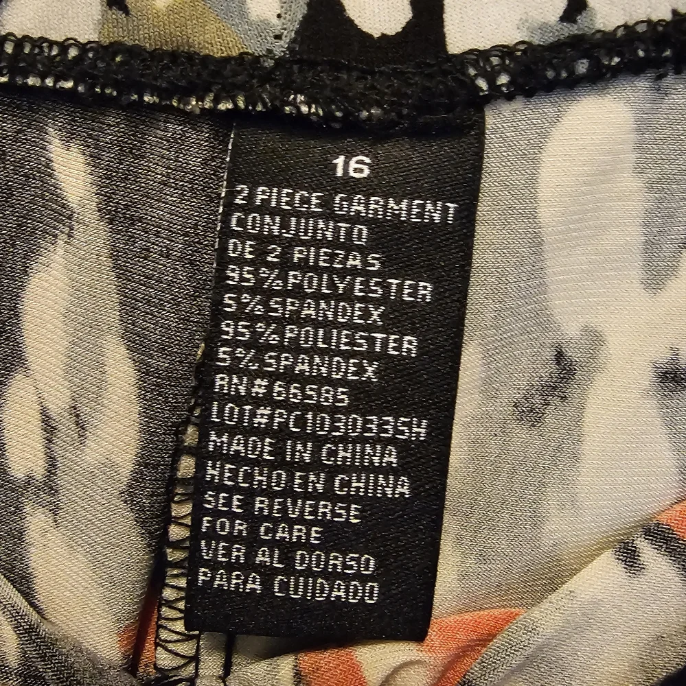 Women's Black and Orange Patterned Skirt - 16 - Picture 3 of 3